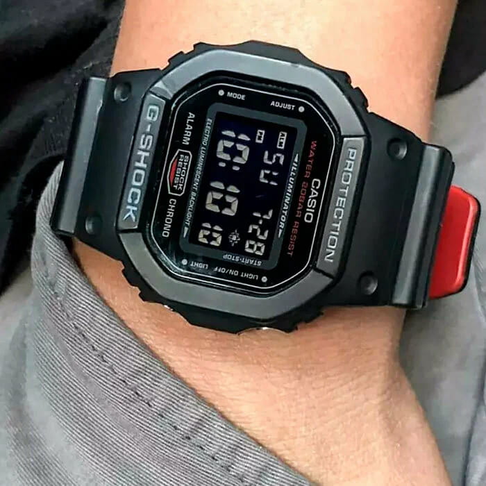 DW-5600UHR-1